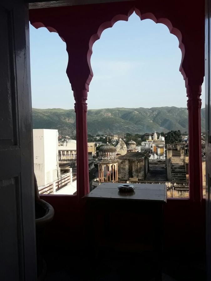 Hotel Paramount Palace بوشكار المظهر الخارجي الصورة
