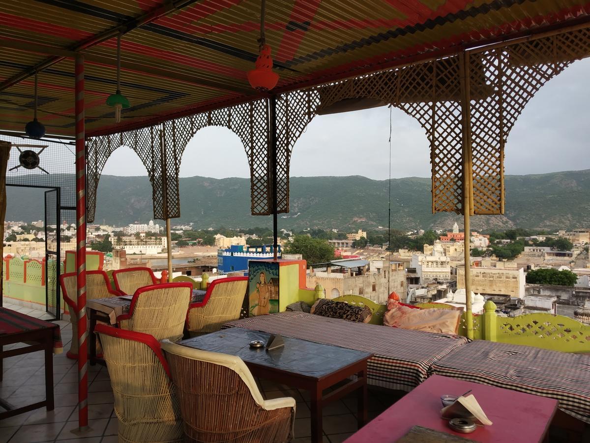 Hotel Paramount Palace بوشكار المظهر الخارجي الصورة